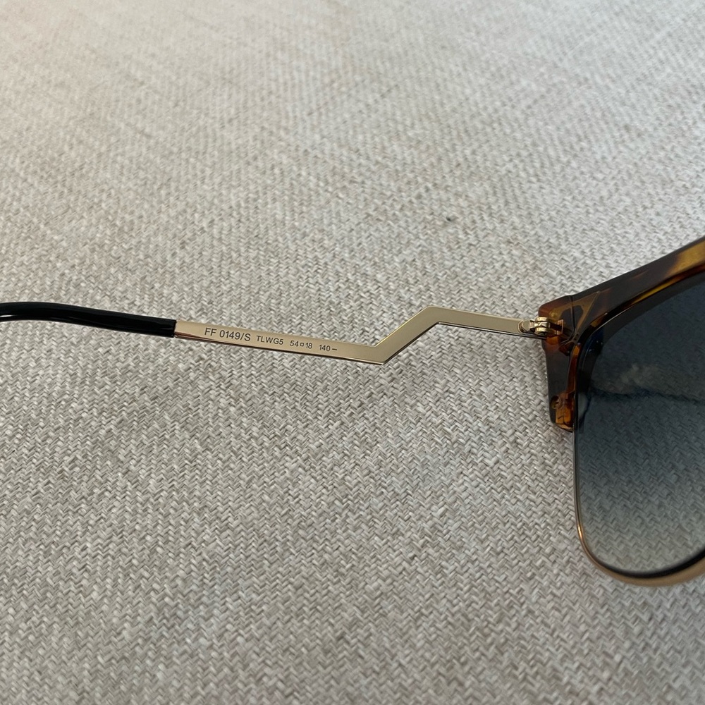 FENDI Iridia Sunglasses - FF 0149/S Cat Eye Havana Gold Tortoise Gradient Lens - Picture 9 of 9